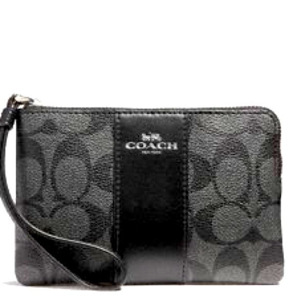 Coach Handbags - NWT Coach Corner Zip Wristlet in Signature Canvas